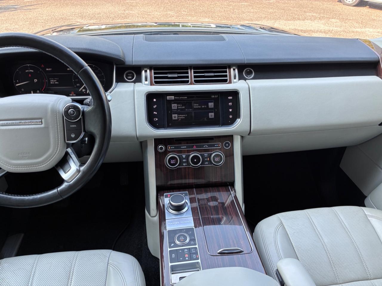 Land Rover Range 3.0 TDV6 Autobiography