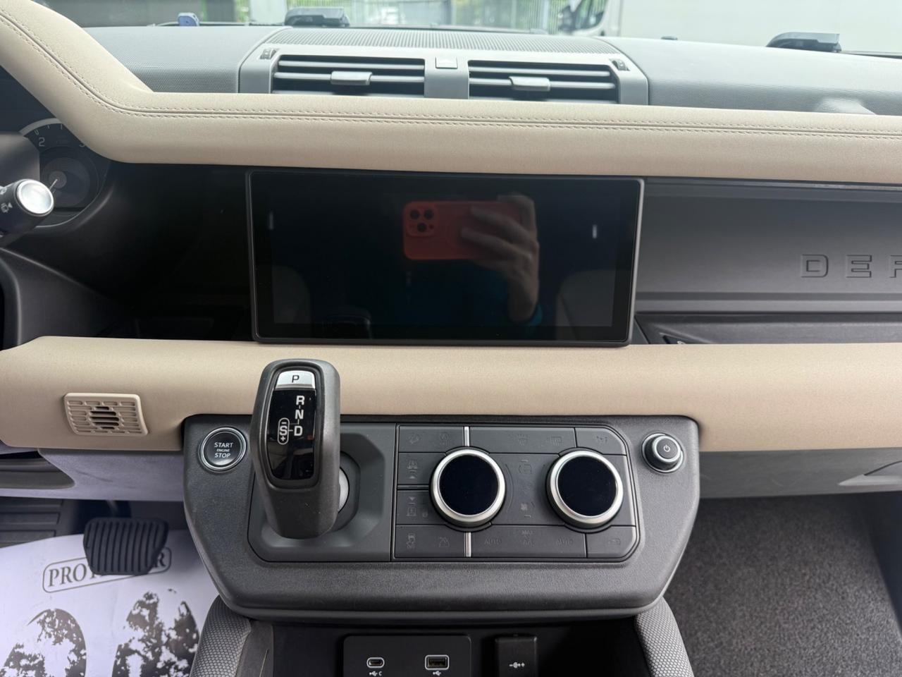 Land Rover Defender 110 3.0D I6 250 CV AWD Auto X-Dynamic HSE