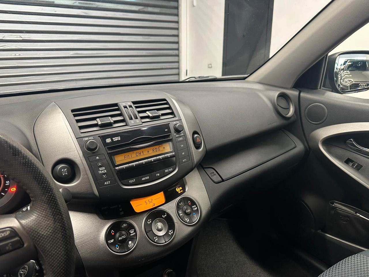 Toyota RAV 4 RAV4 2.2 150 CV Exclusive