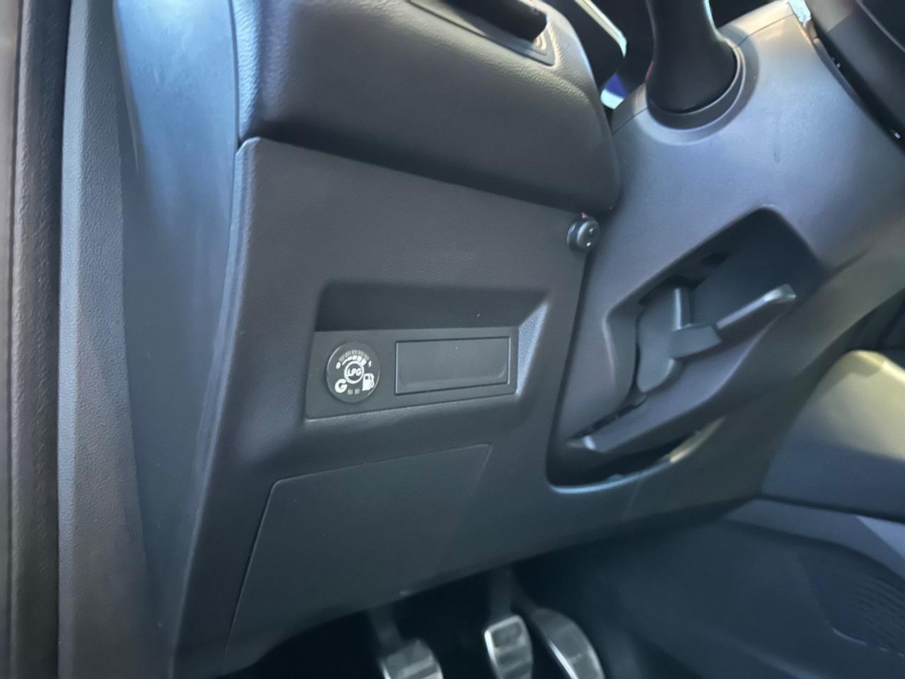 Renault Captur Intens ECO-G 100 #8754