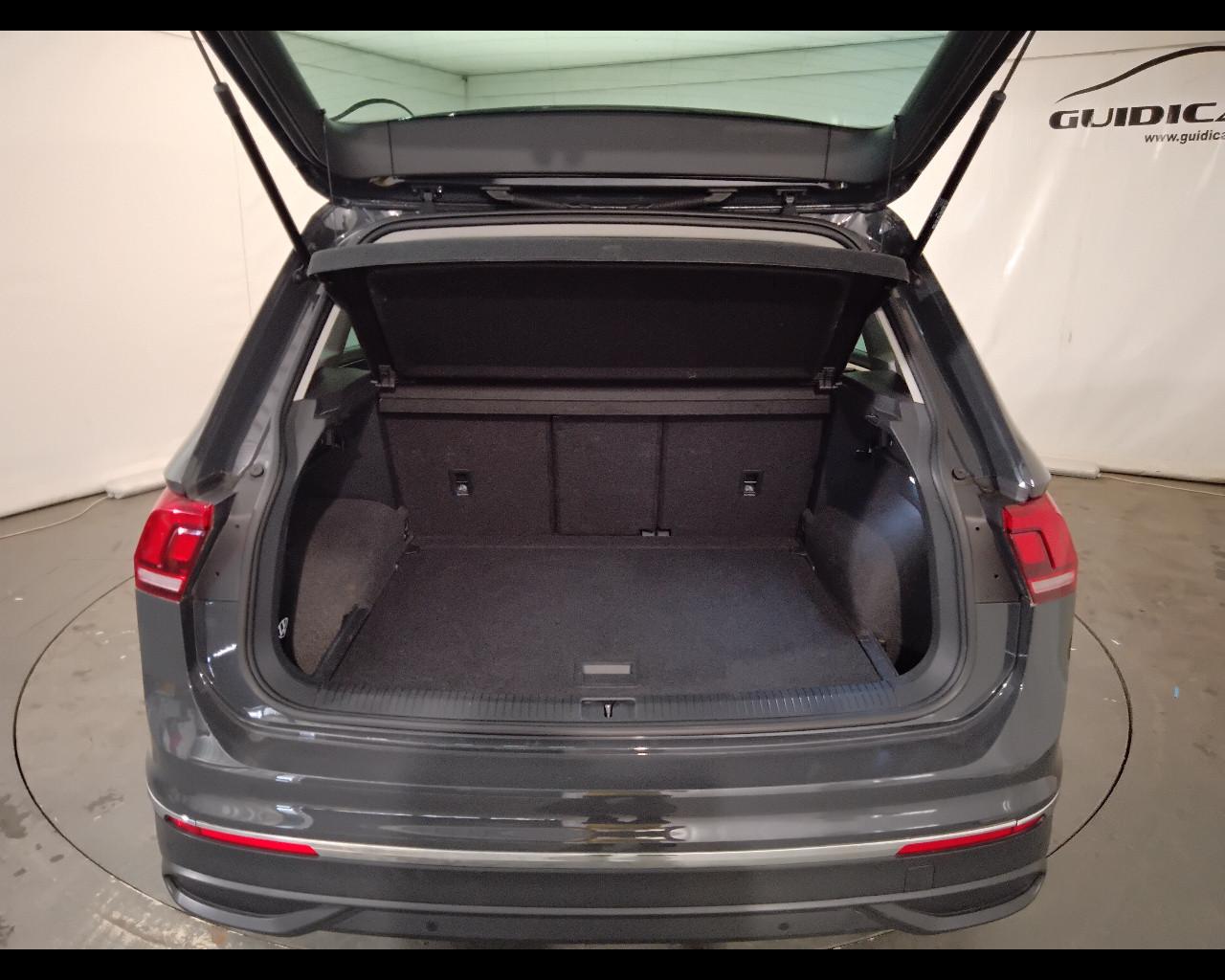 VOLKSWAGEN Tiguan II 2021 - Tiguan 2.0 tdi Life 150cv dsg