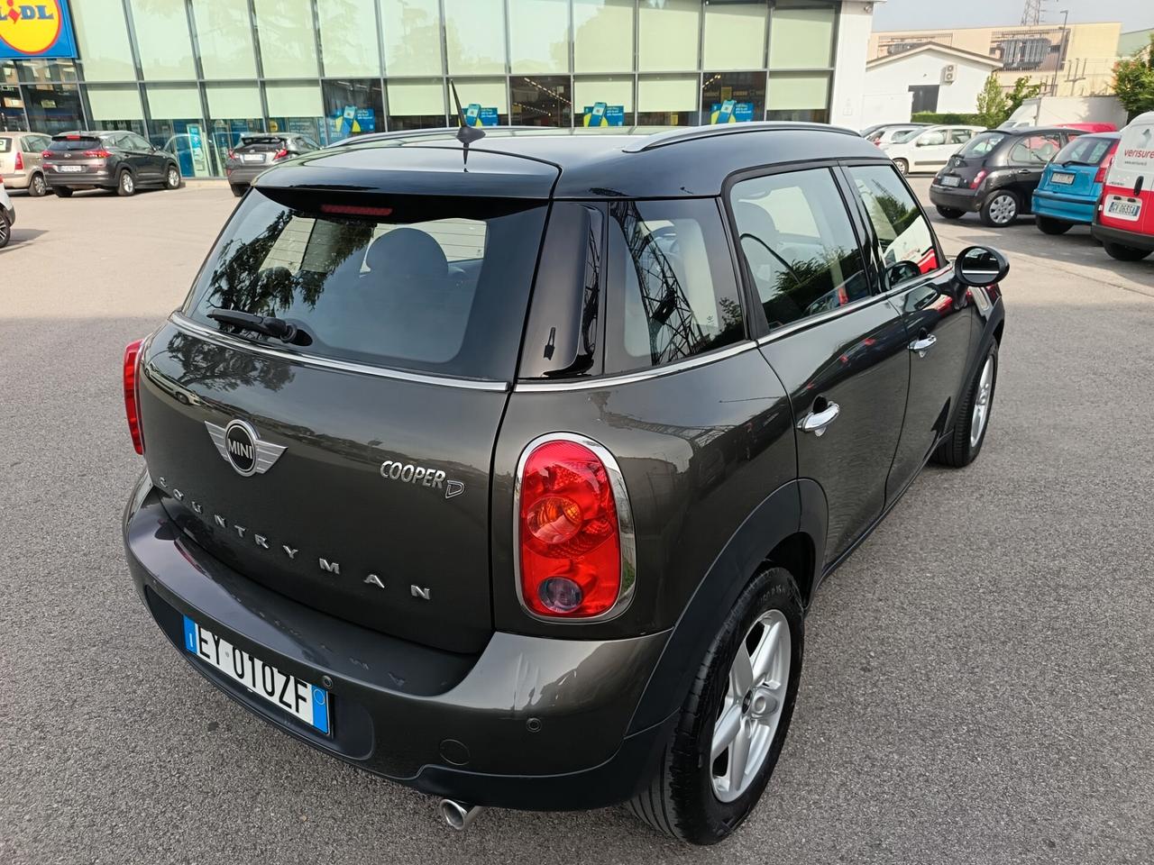 Mini 1.6 Cooper D Countryman 2012 ok neo patente