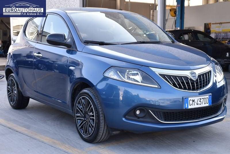 Lancia Ypsilon Ypsilon 1.0 firefly hybrid Gold s&s 70cv