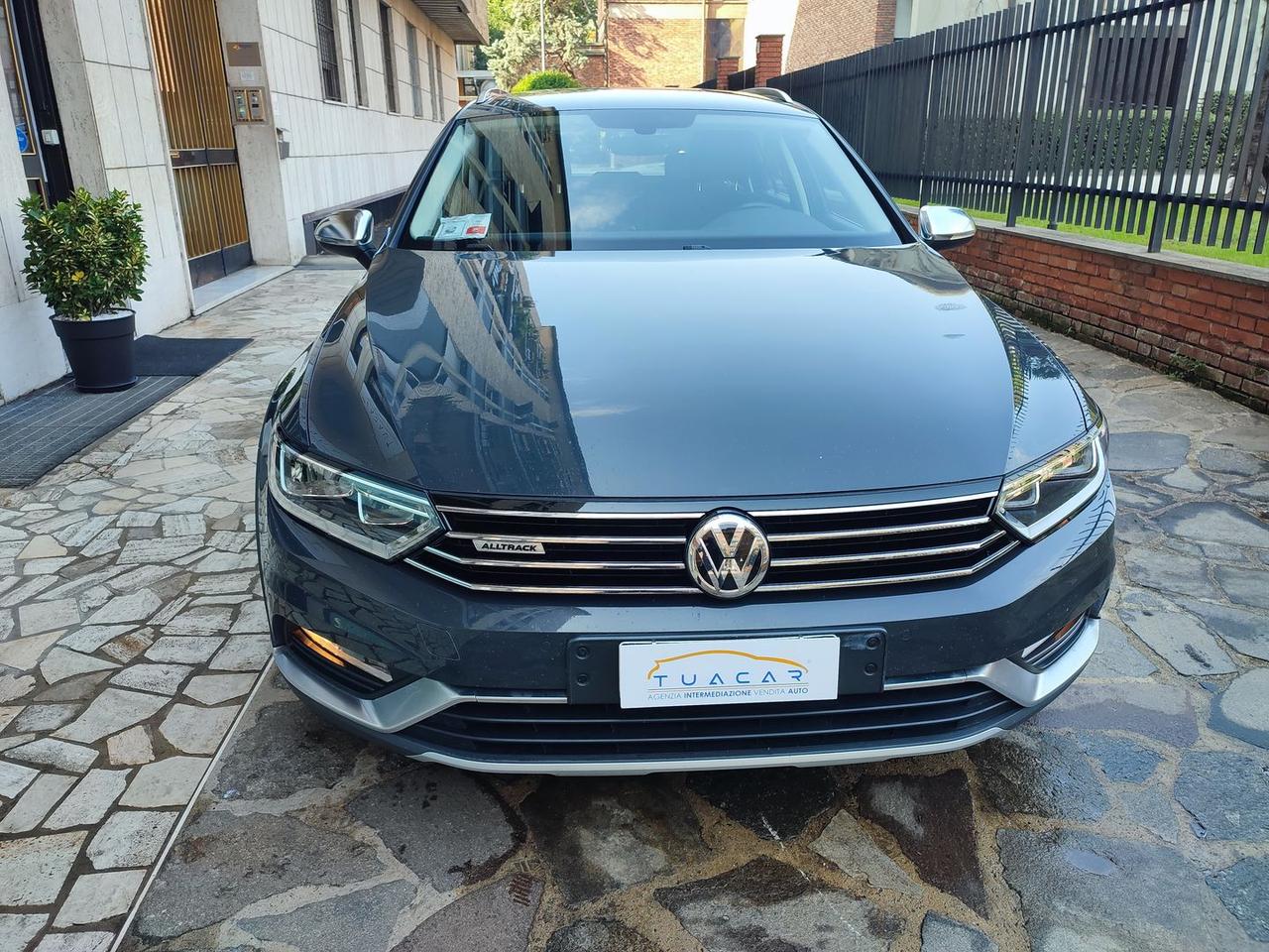 Volkswagen Passat Alltrack Highline 2.0 TD #50480