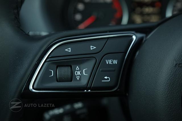 AUDI Q2 30 TFSI Business Advanced