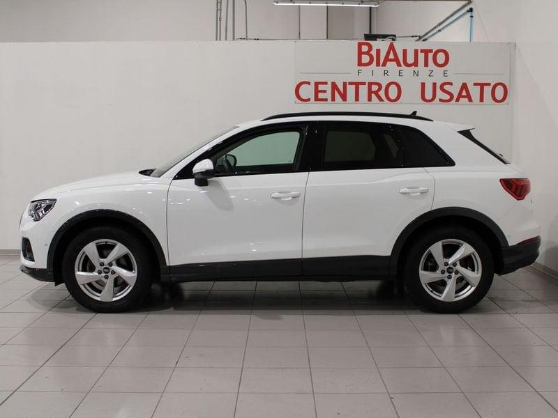 Audi Q3 35 TFSI Business Advanced