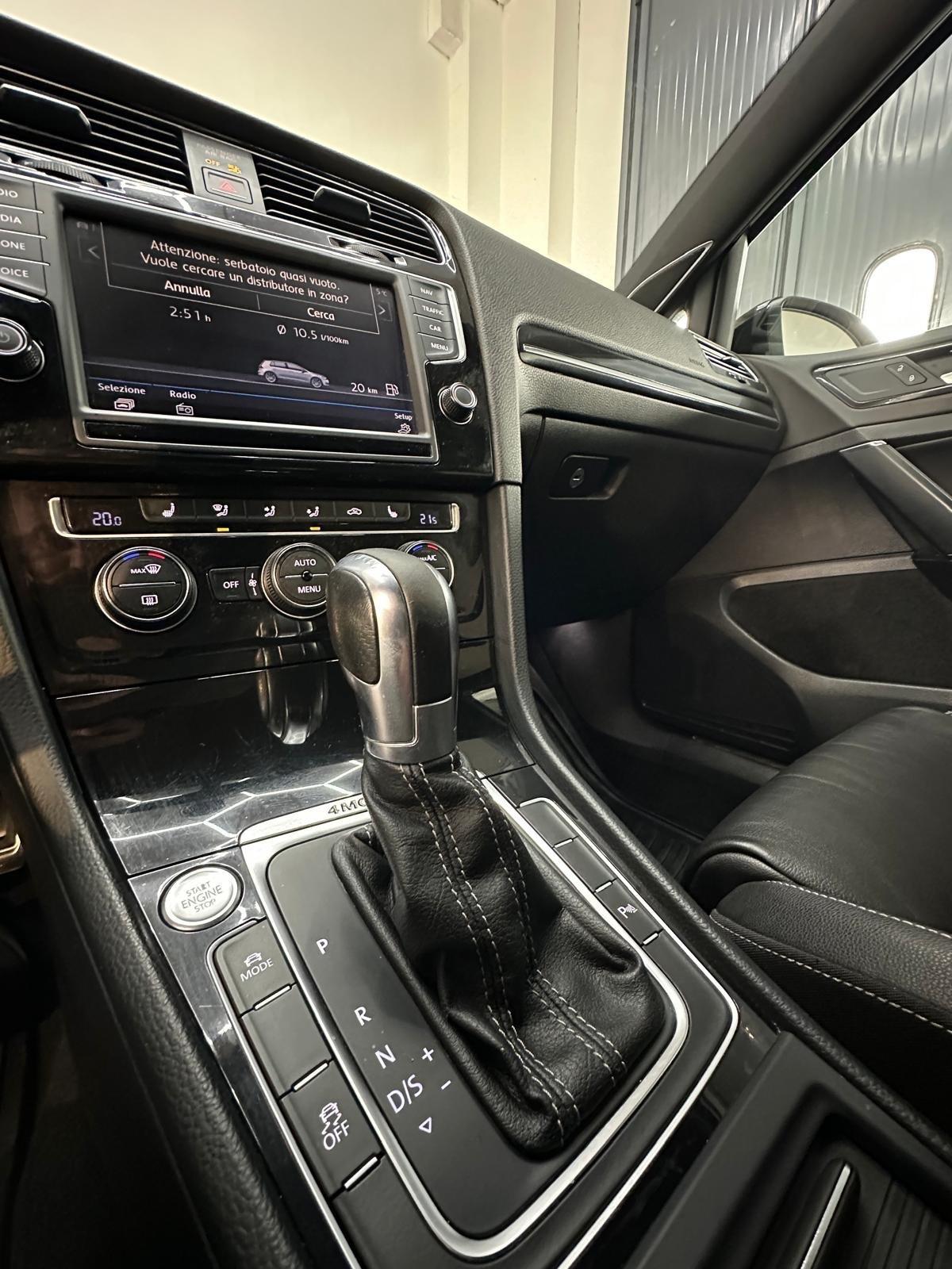 Volkswagen Golf R 2.0 DSG 5p.