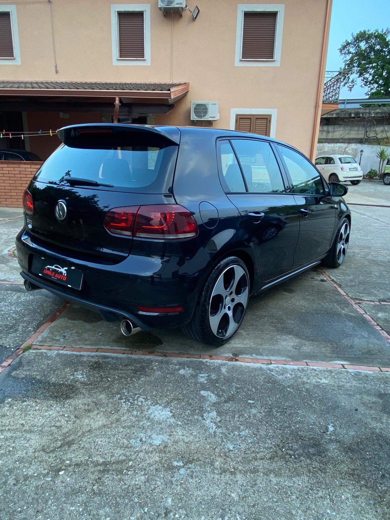 Volkswagen Golf GTI 2.0 TSI 5p.