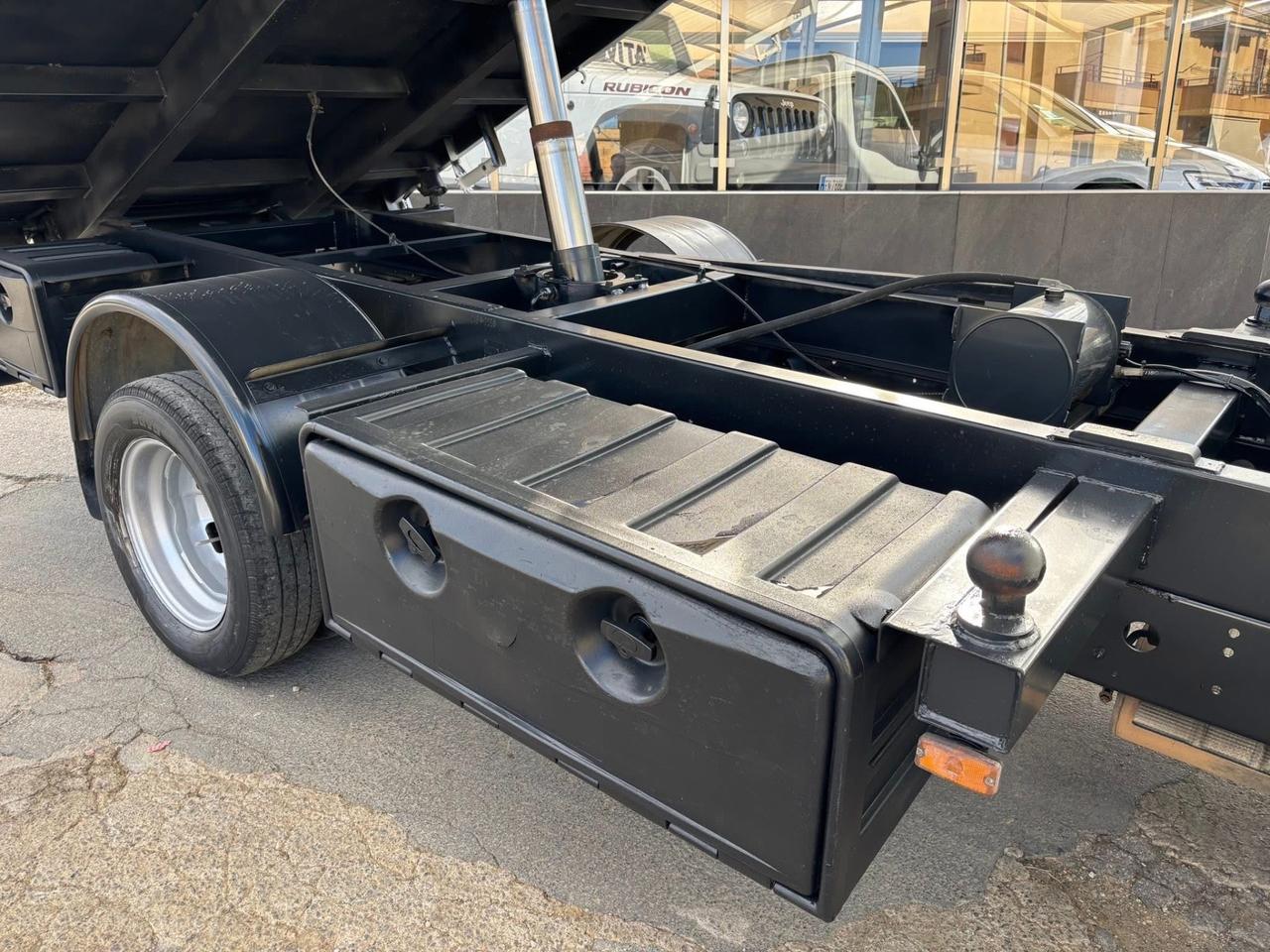 IVECO DAILY 35C12 RIBALTABILE TRILATERALE