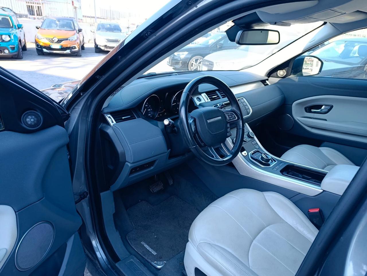 Land Rover Range Evoque 2.0 TD4 150 CV 5p. Pure