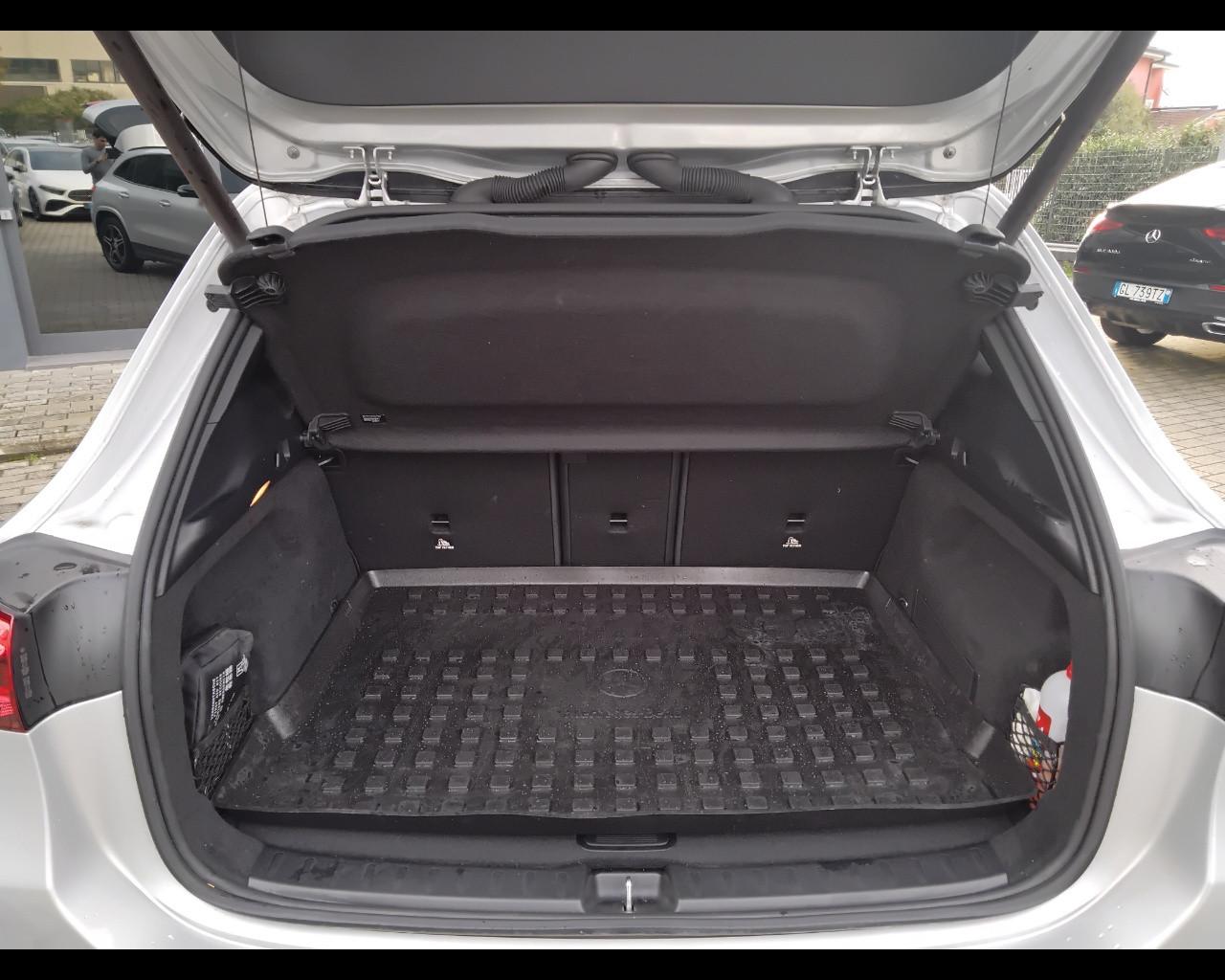 Mercedes-Benz GLA-H247 2023 - GLA 200 d AMG Line Advanced Plus auto