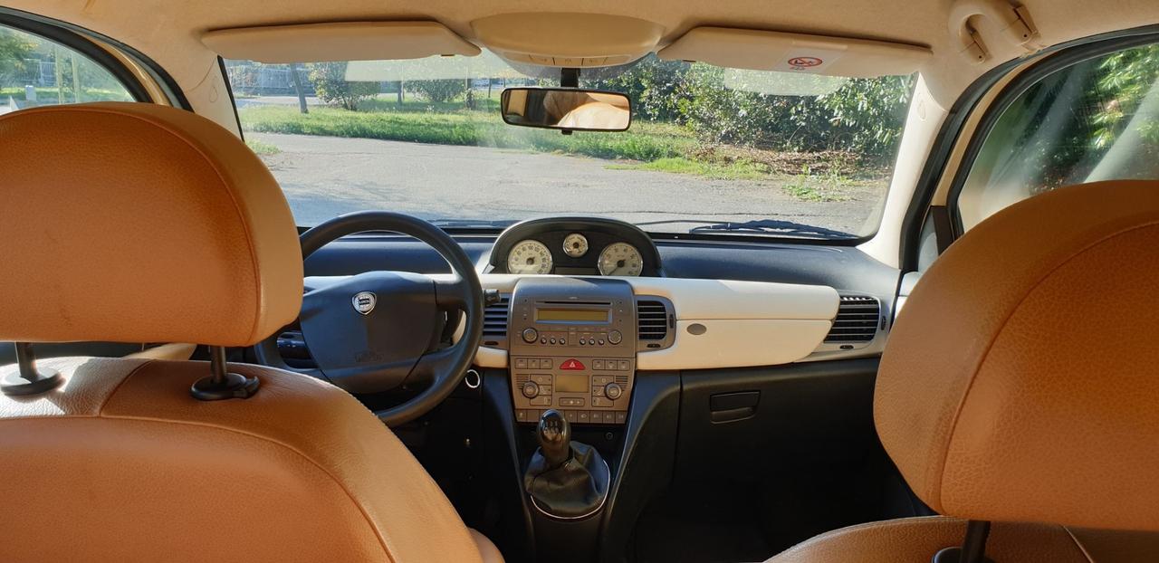 Lancia Ypsilon 1.3 Multijet 16V Oro