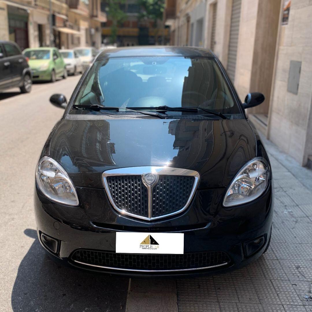 Lancia Ypsilon 1.3 MJT 75 CV