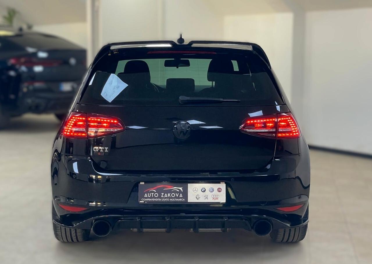 Volkswagen Golf GTI 7 2.0 TFSI DSG