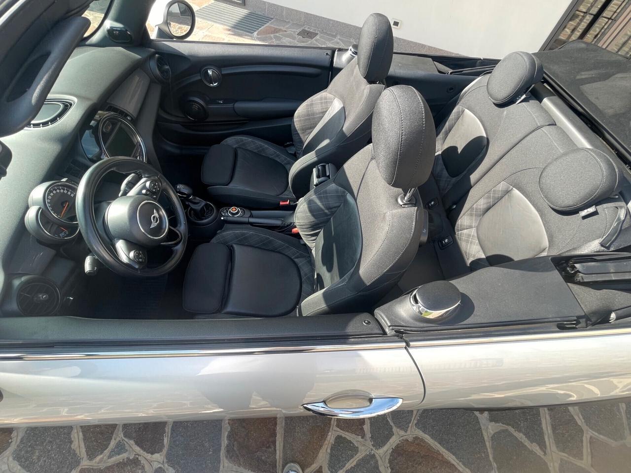 Mini 1.5 Cooper Cabrio