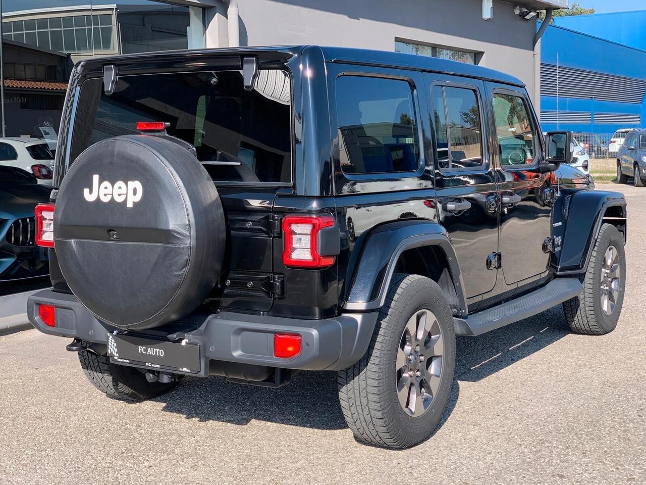 Jeep Wrangler Unlimited 2.2 Mjt II Sahara sky one-touch