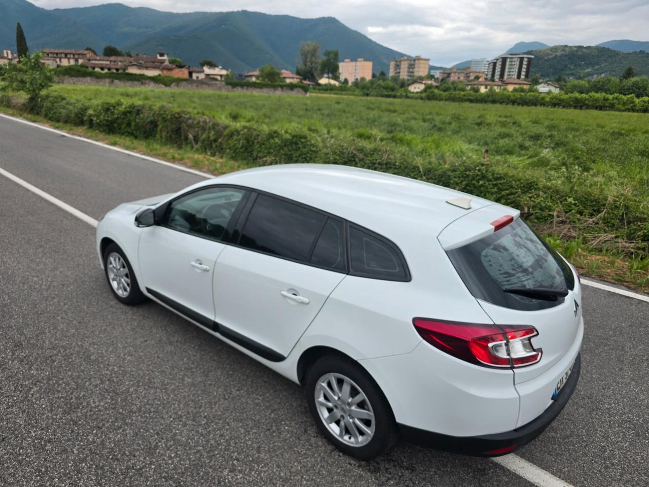 RENAULT MEGANE 1.5 dCi "OK PER NEOPATENTATI "