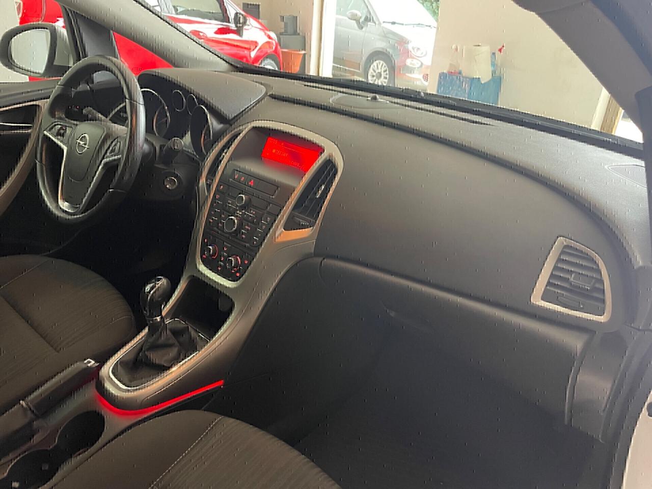 OPEL ASTRA 1.4 100 CV 5 PORTE COSMO