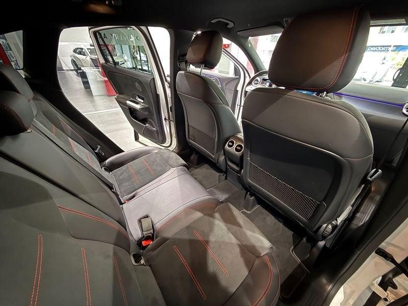 Mercedes-Benz GLA GLA 200 Automatic Premium