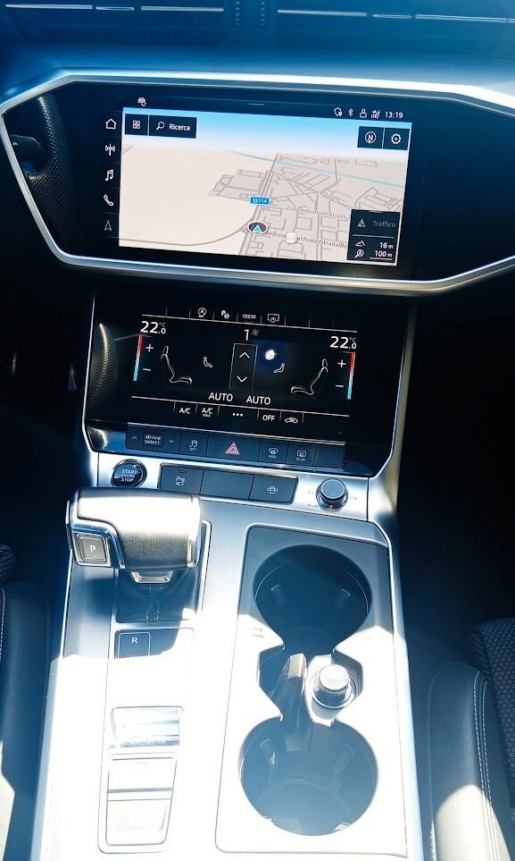 Audi A6 Avant 40 2.0 TDI 204cv S tronic S Line Tetto-Pelle-Navi-Full Led-R19"