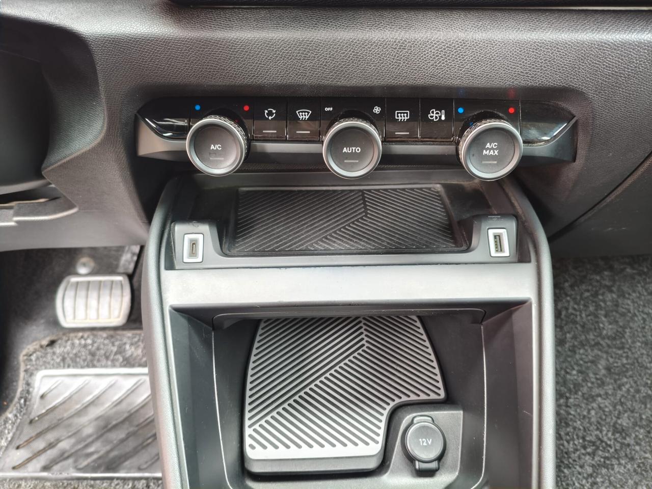 Citroen C4 BlueHDi 130 S&S EAT8 Shine