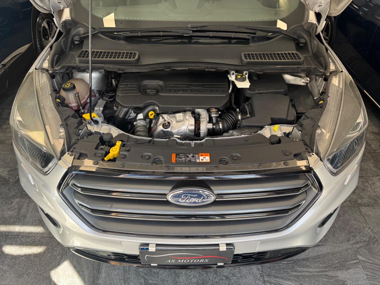 Ford Kuga 1.5 TDCI 120 CV 2WD ST-Line