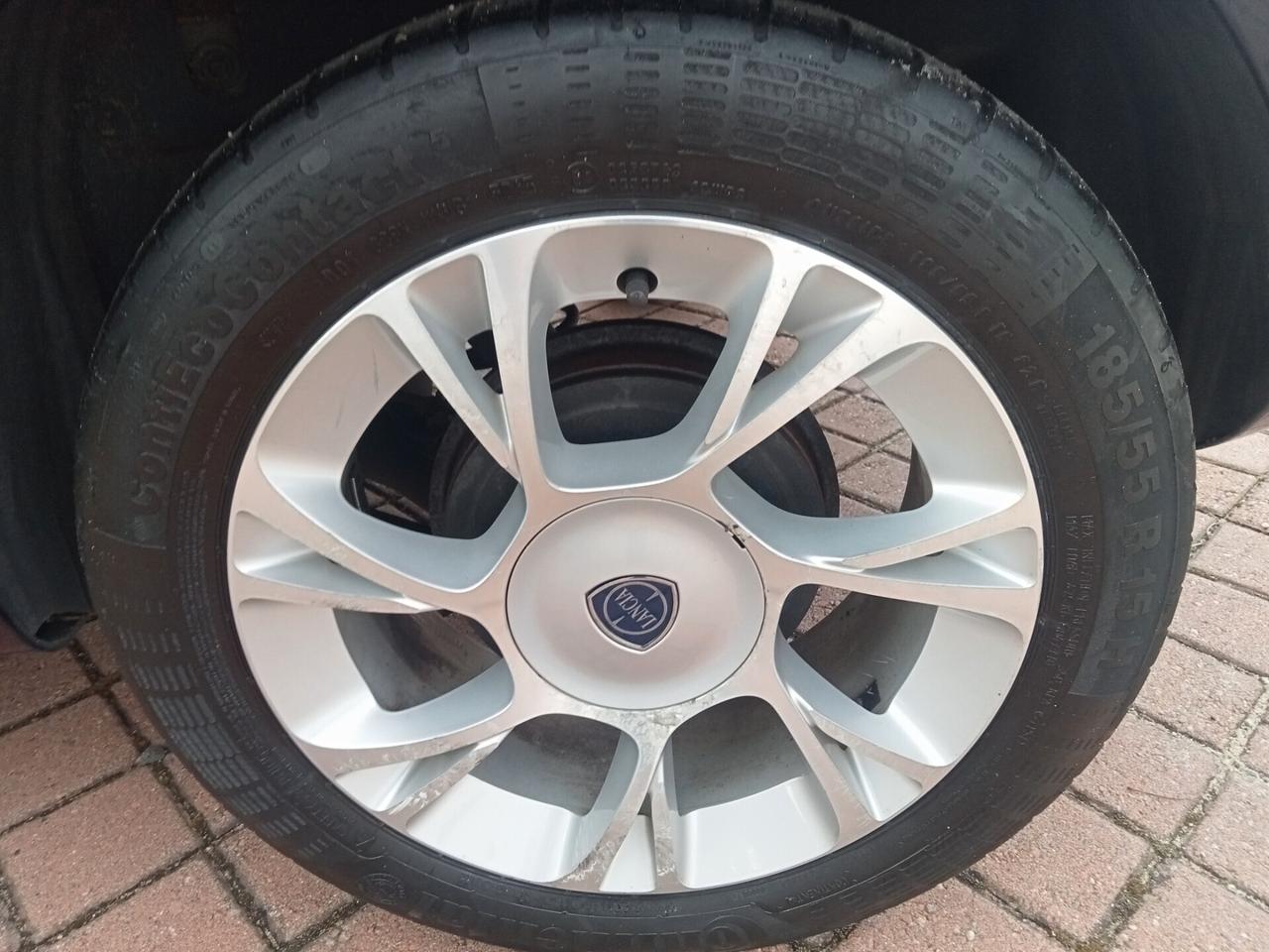 Lancia Ypsilon 1.2 69 CV 5 porte GPL Ecochic Gold