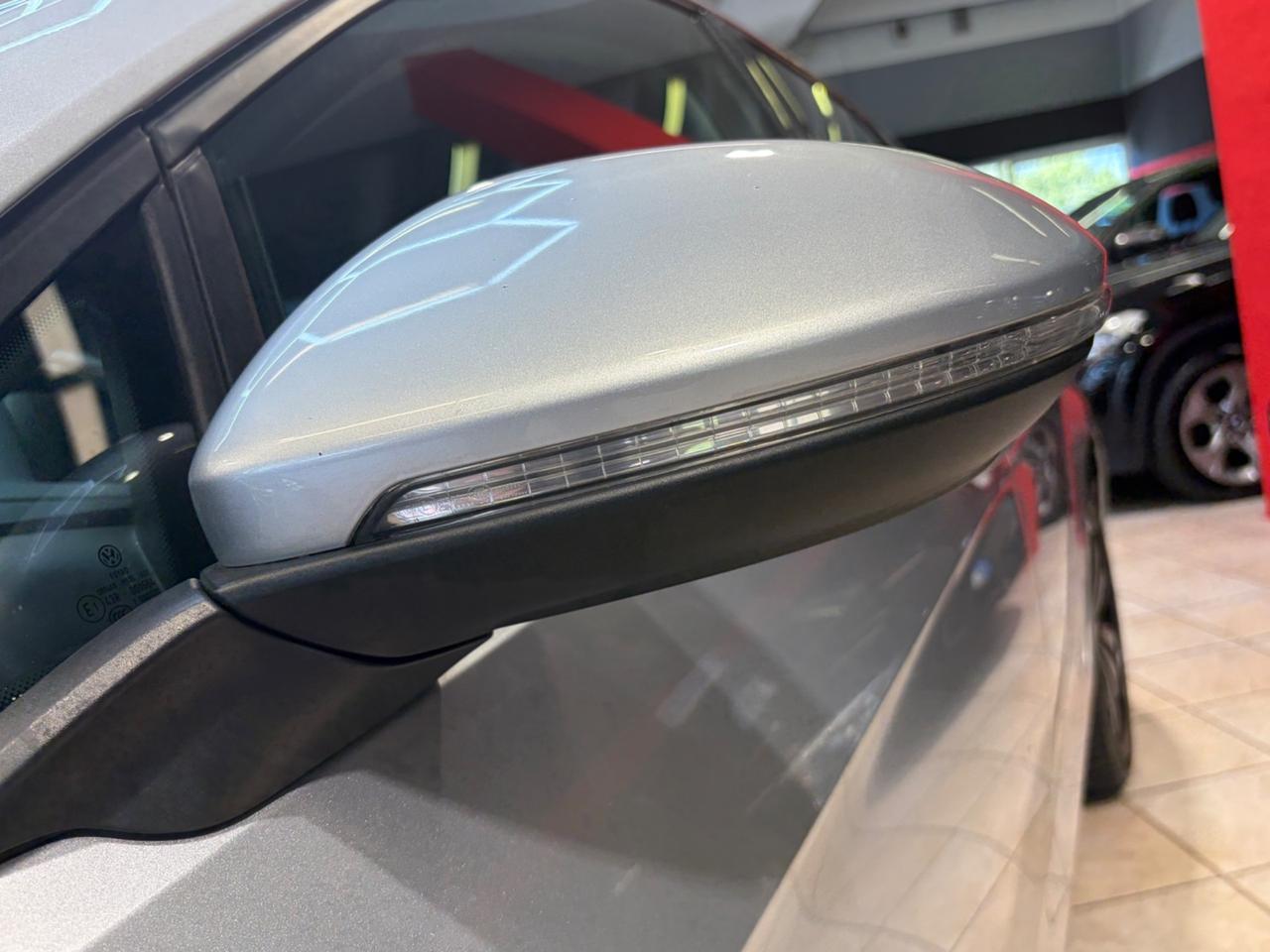 Volkswagen Golf 1.6 TDI DPF 5p. Highline