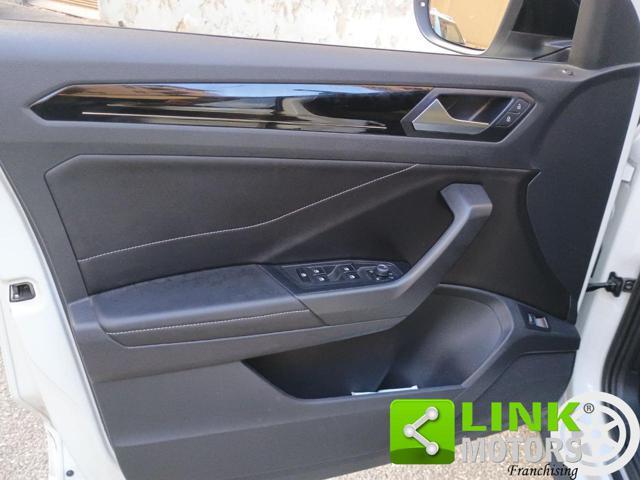 VOLKSWAGEN T-Roc 1.0 TSI R-Line