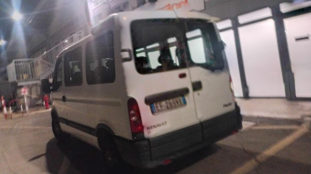 Renault master 9 posti