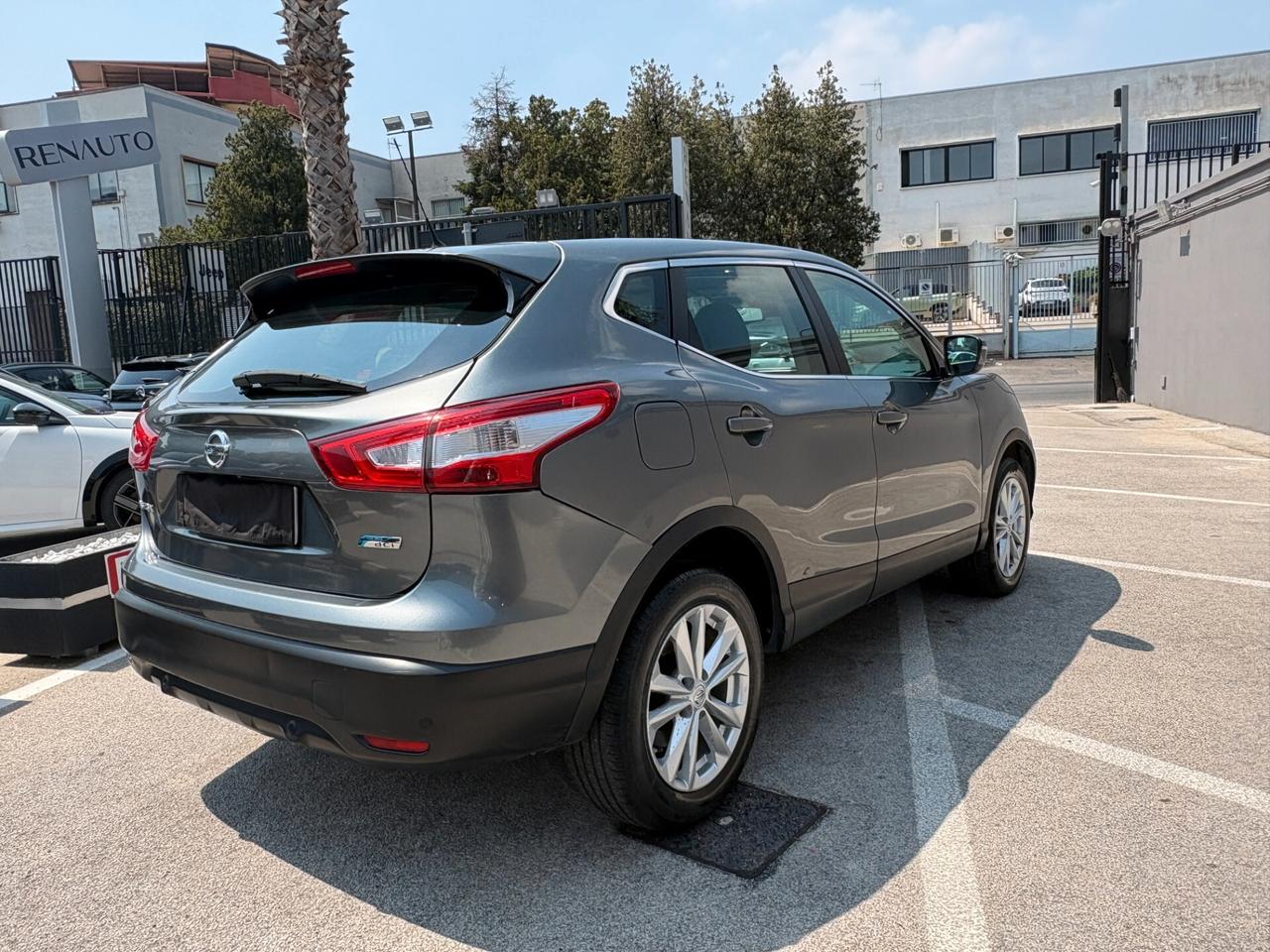 Nissan Qashqai 1.5 dCi DPF Tekna