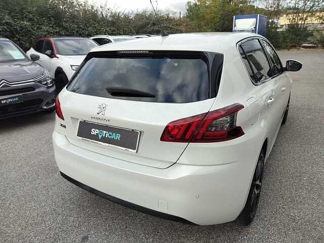 Peugeot 308 1.5 BlueHDI Allure 130 EAT8