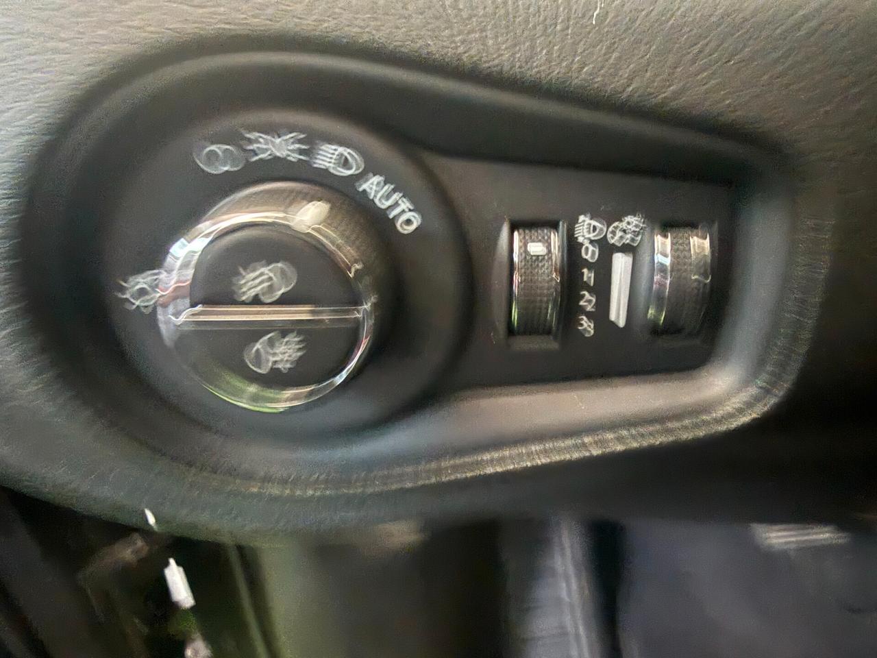 Jeep Renegade 1.5 Turbo T4 MHEV Limited