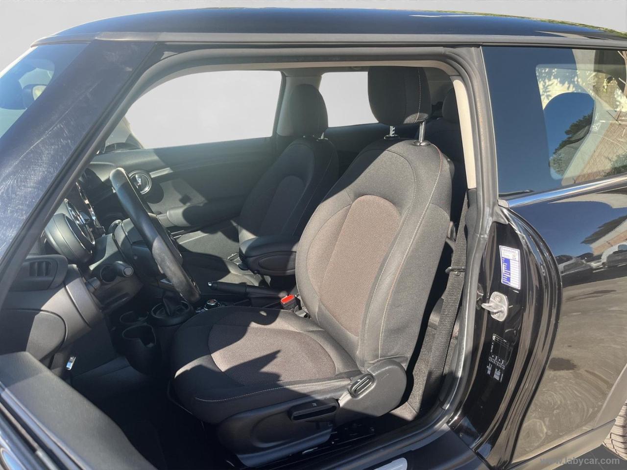 MINI Mini Cooper D Hype UNION JACK EDITION