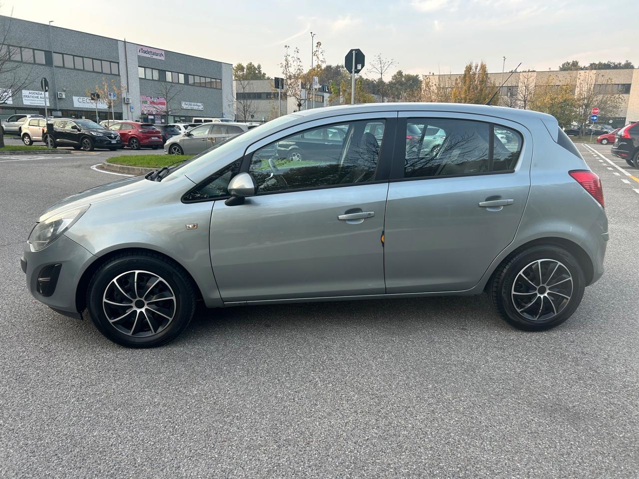 Opel Corsa 1.2 5 porte Sport*Neo patentati *