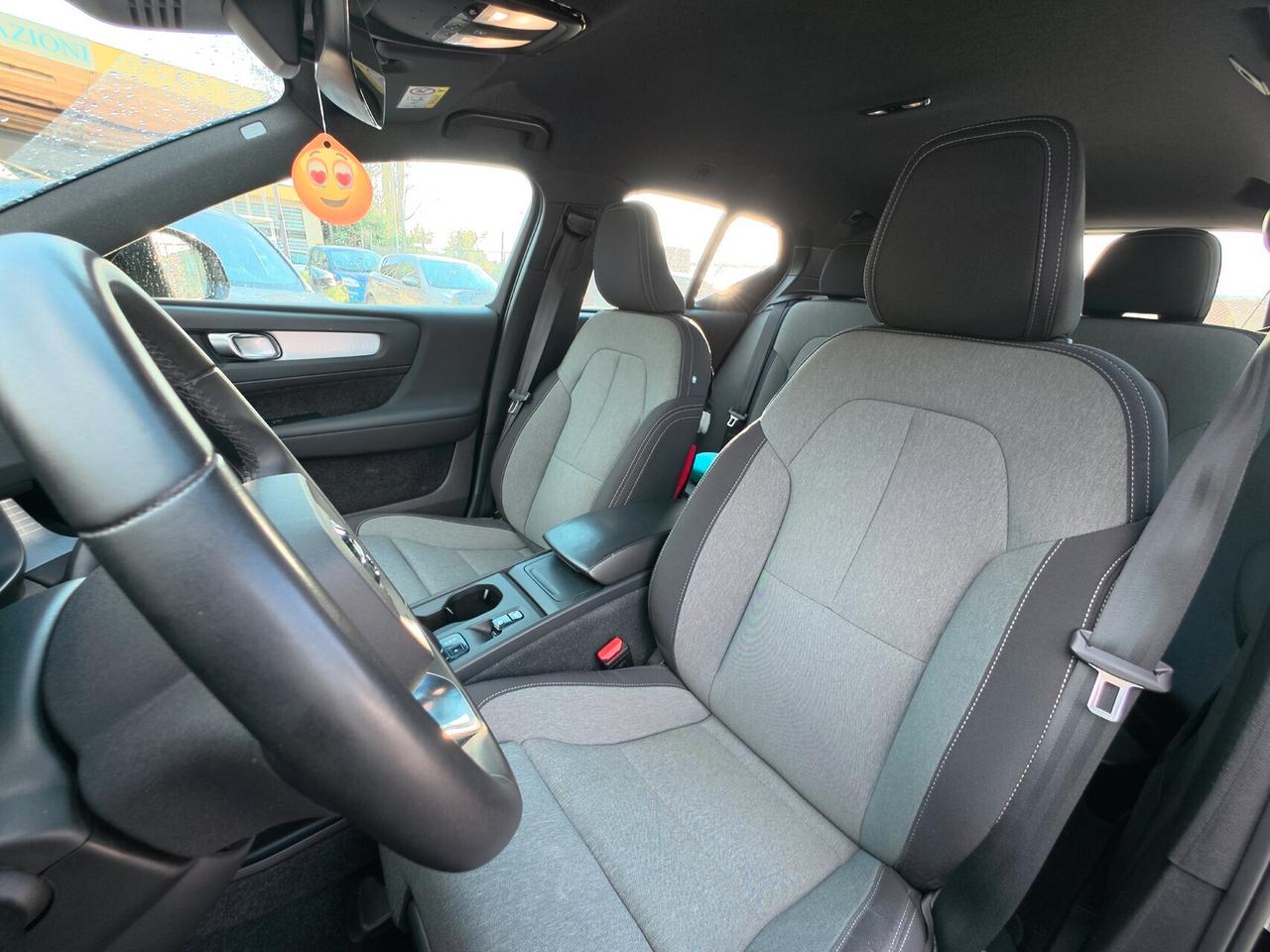 Volvo XC40 B3 automatico Core