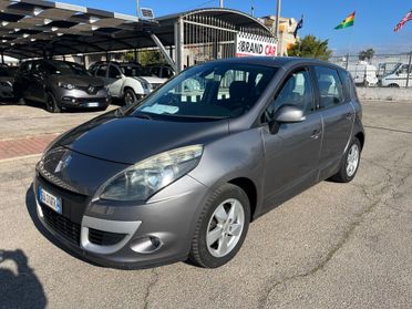 Renault Scenic X Mood 1.5 dCi 110CV Dynamique 2010