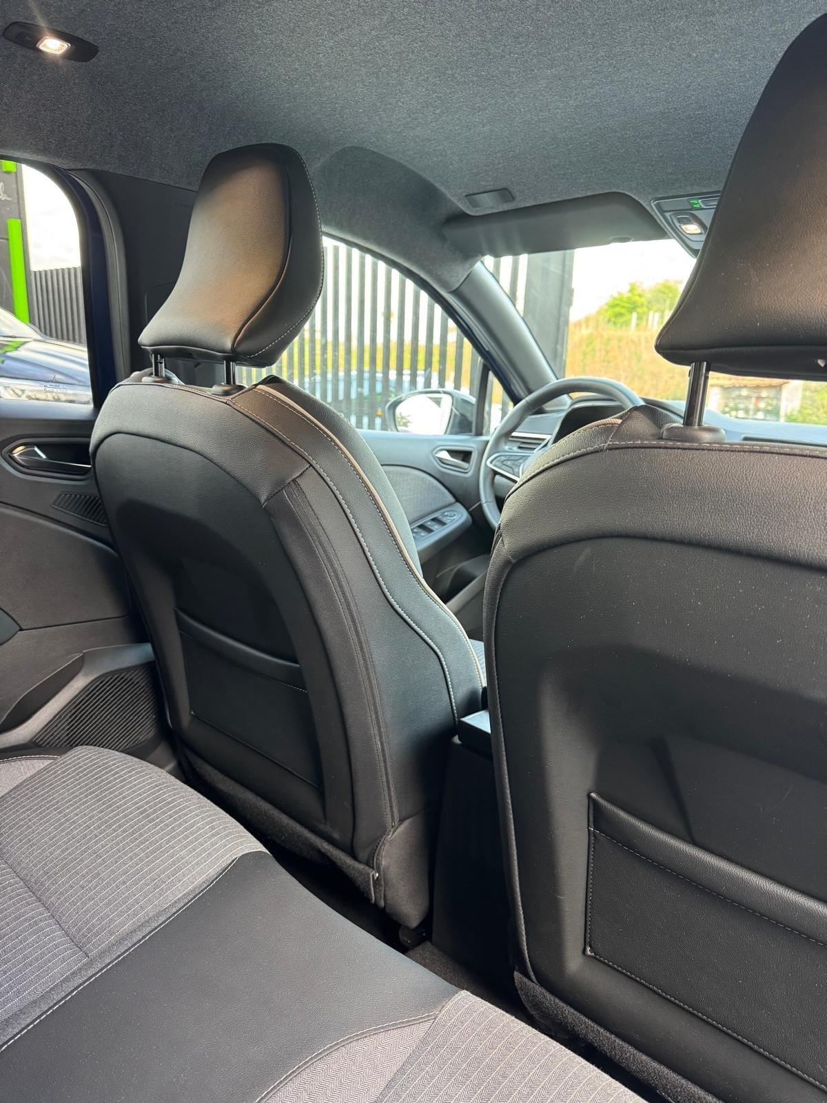 Renault Clio TCe 90 CV 5 porte Techno