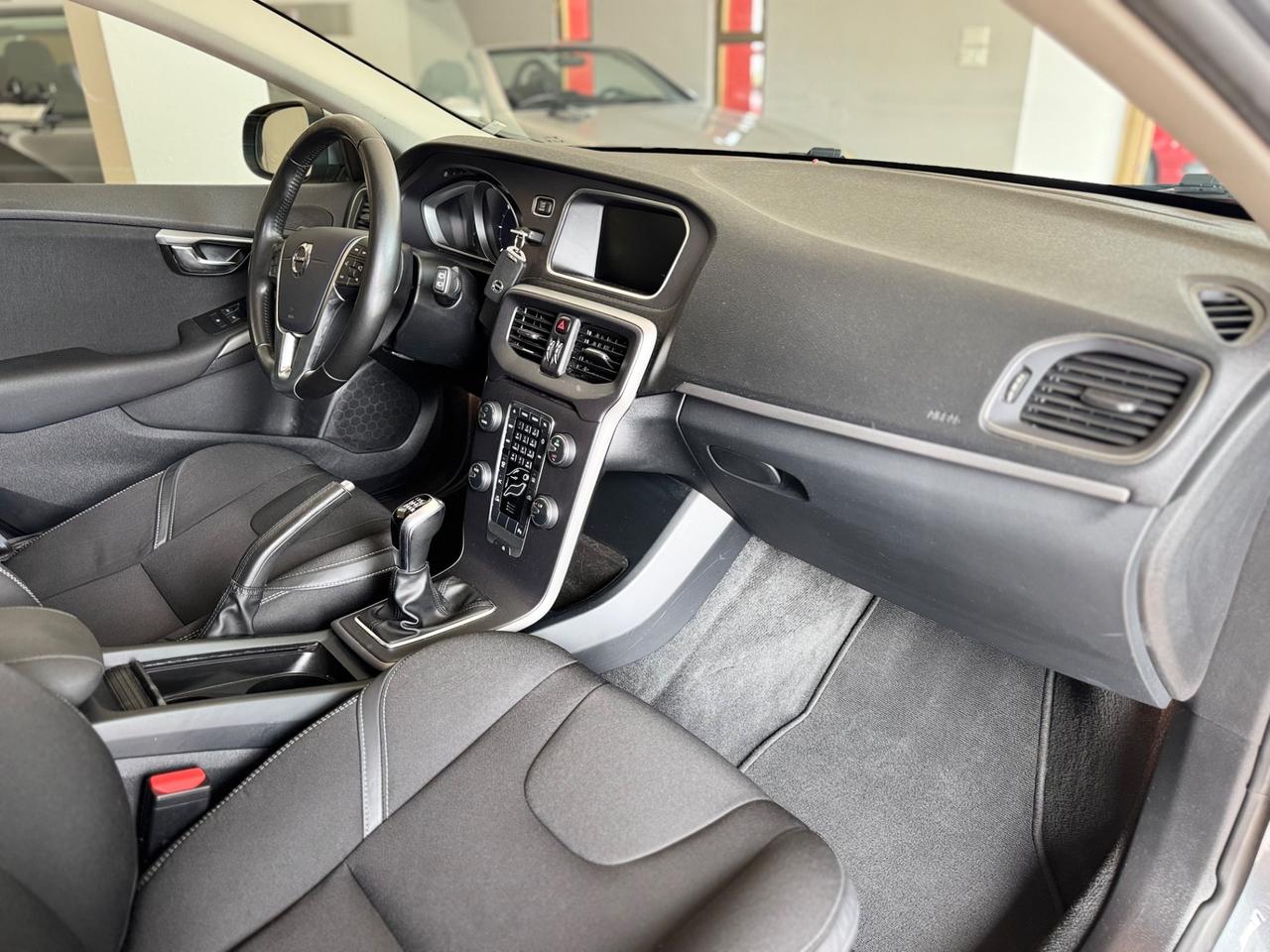 Volvo V40 D2 Business Plus