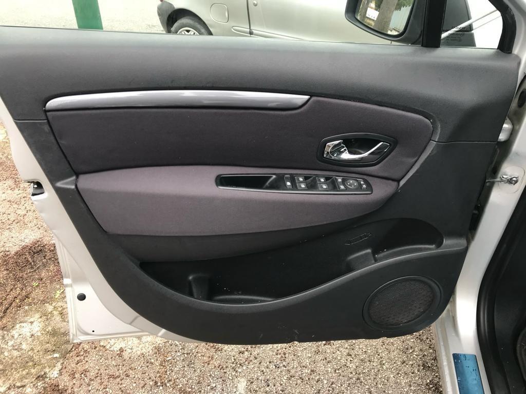 Renault Scenic Scénic XMod 1.5 dCi 95CV Limited auto pari al nuovo