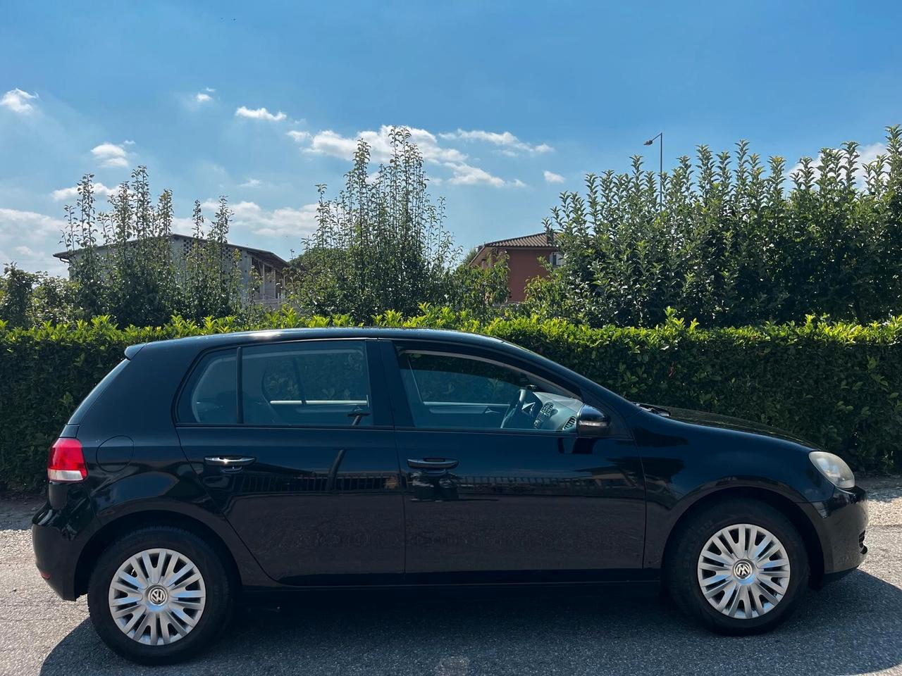 Volkswagen Golf 1.6 TDI DPF 5p. Highline NEOPATENTATI