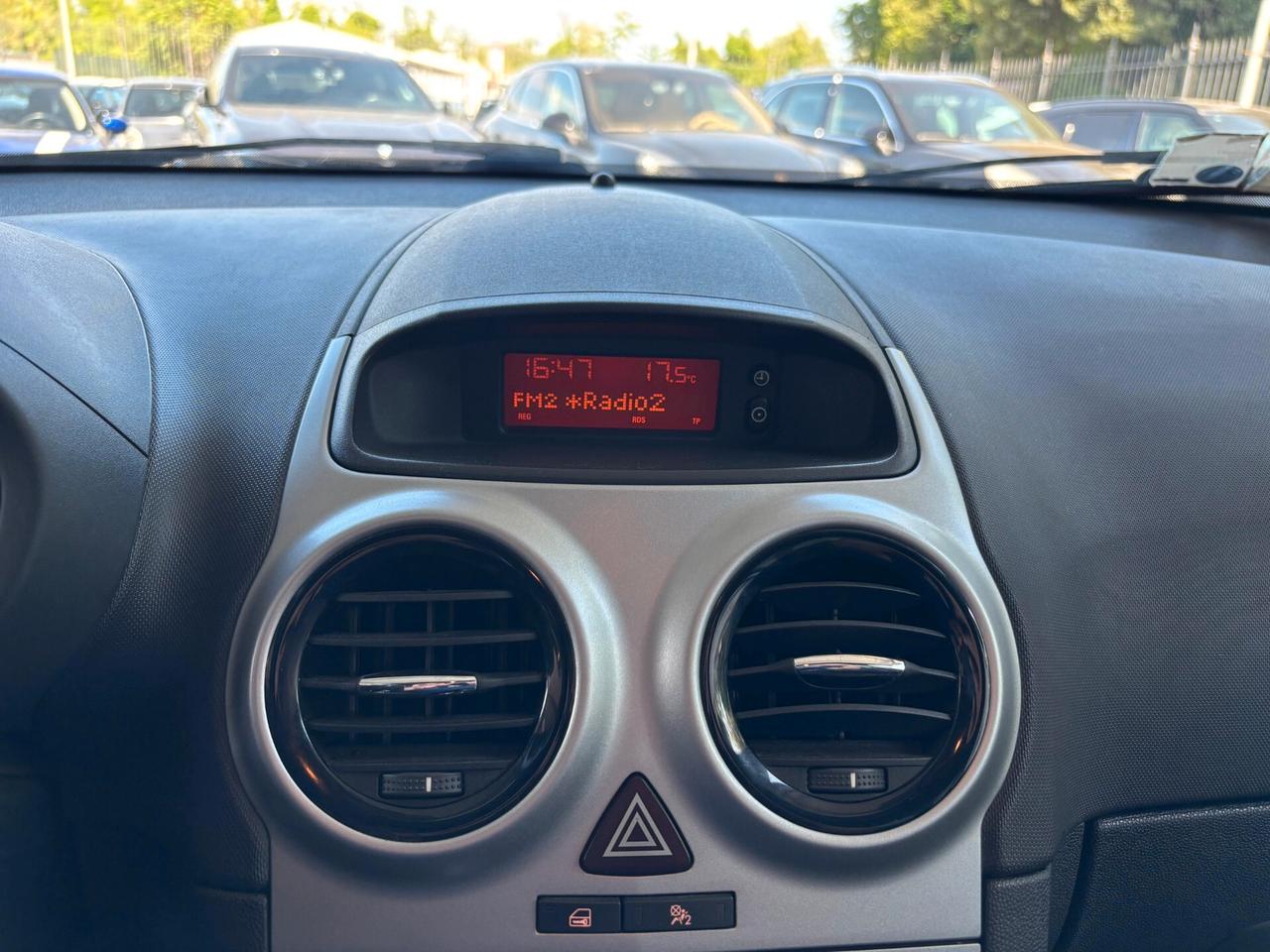 Opel Corsa 1.2 5 porte One