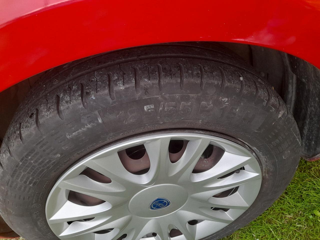 Lancia Ypsilon 1.2 69 CV 5 porte GPL