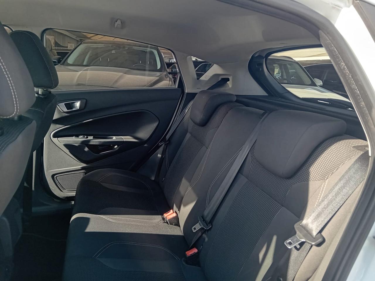 Ford Fiesta 1.4 5 porte Bz.- GPL