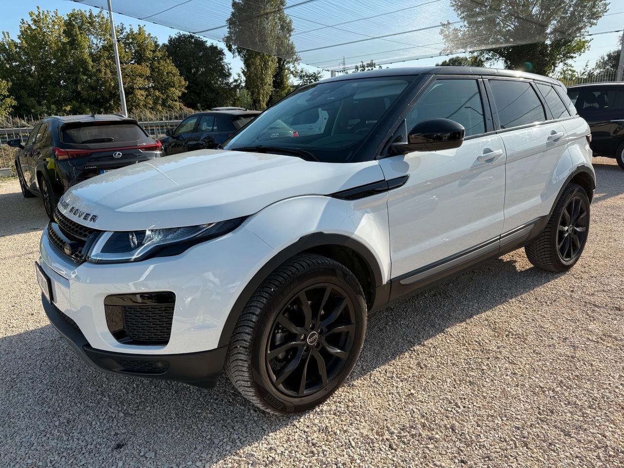 Land Rover Range Evoque 2.0 eD4 5p. SE Dynamic