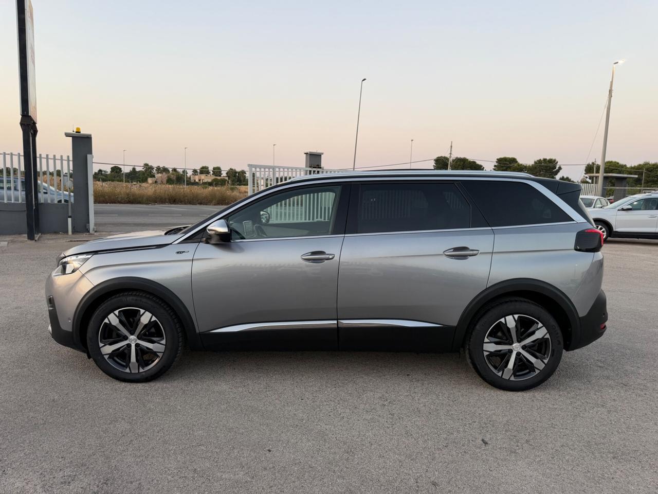 PEUGEOT 5008 2.0 HDI 180 CV GT FULL LED TETTO MY19