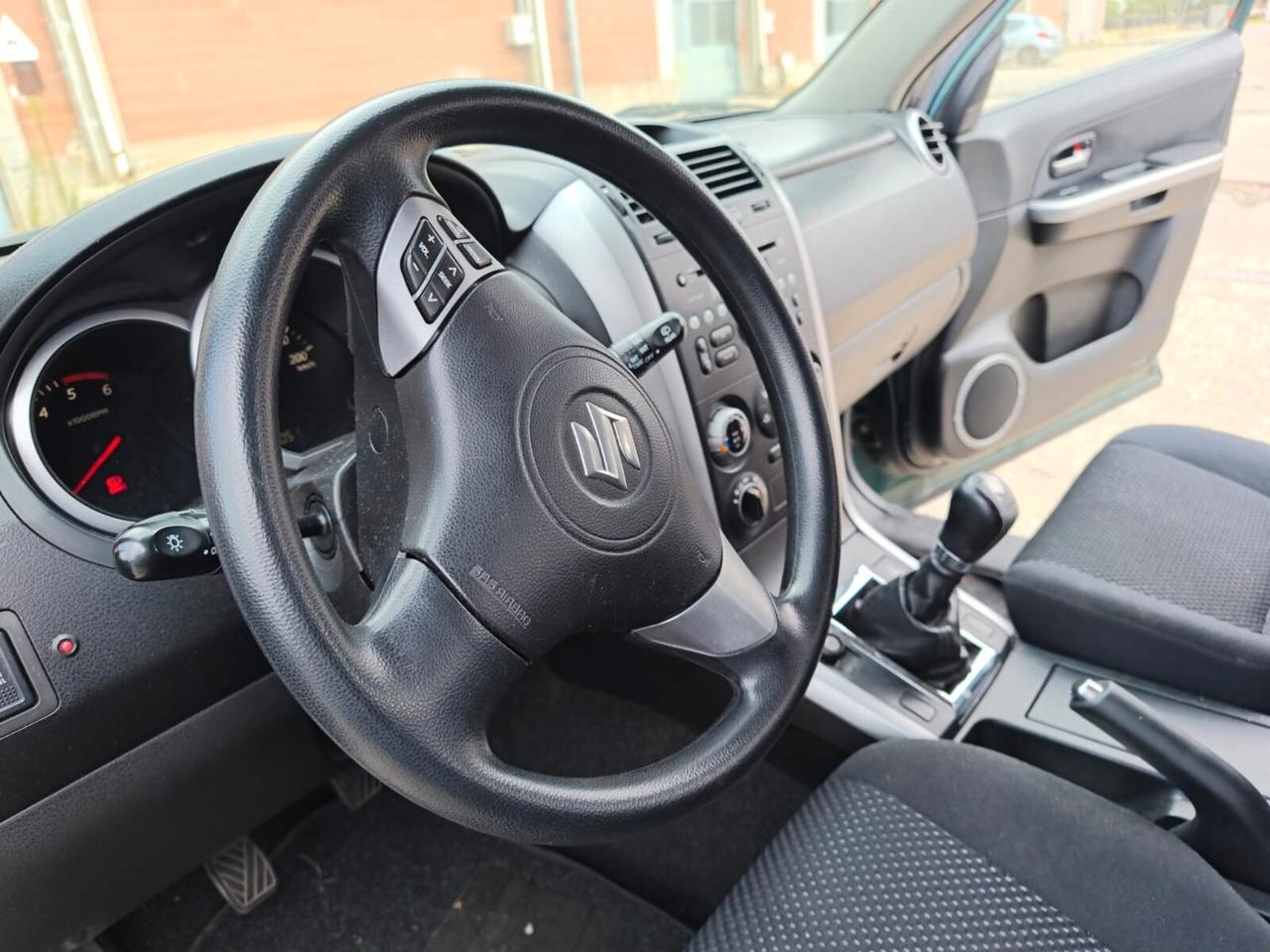 Suzuki Vitara 2006---1.9 Diesel 4×4