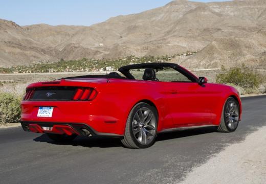 FORD Mustang VI 2015 Convertible - Mustang Convertible 2.3 ecoboo