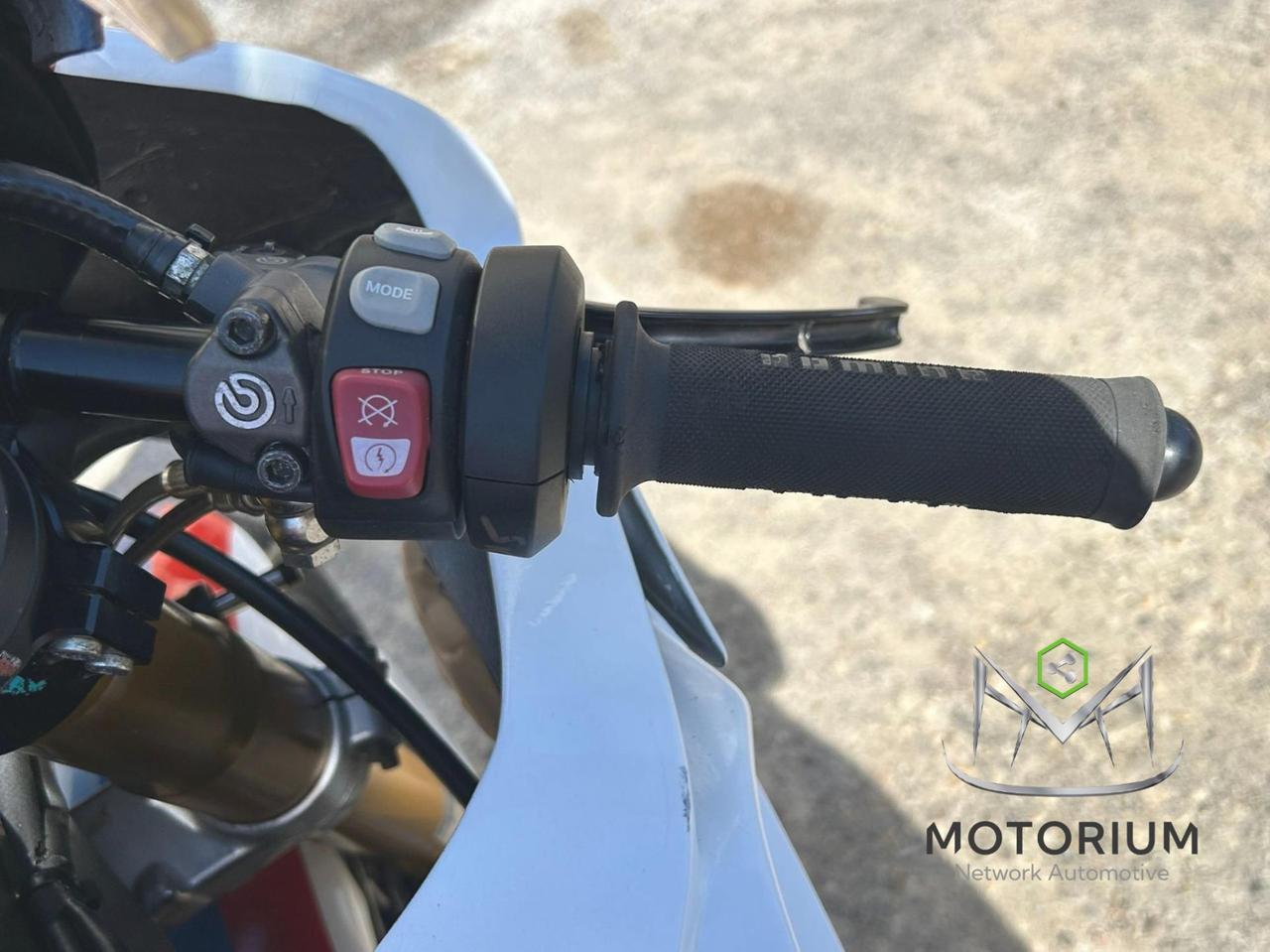 BMW S 1000 RR SOLO PISTA....