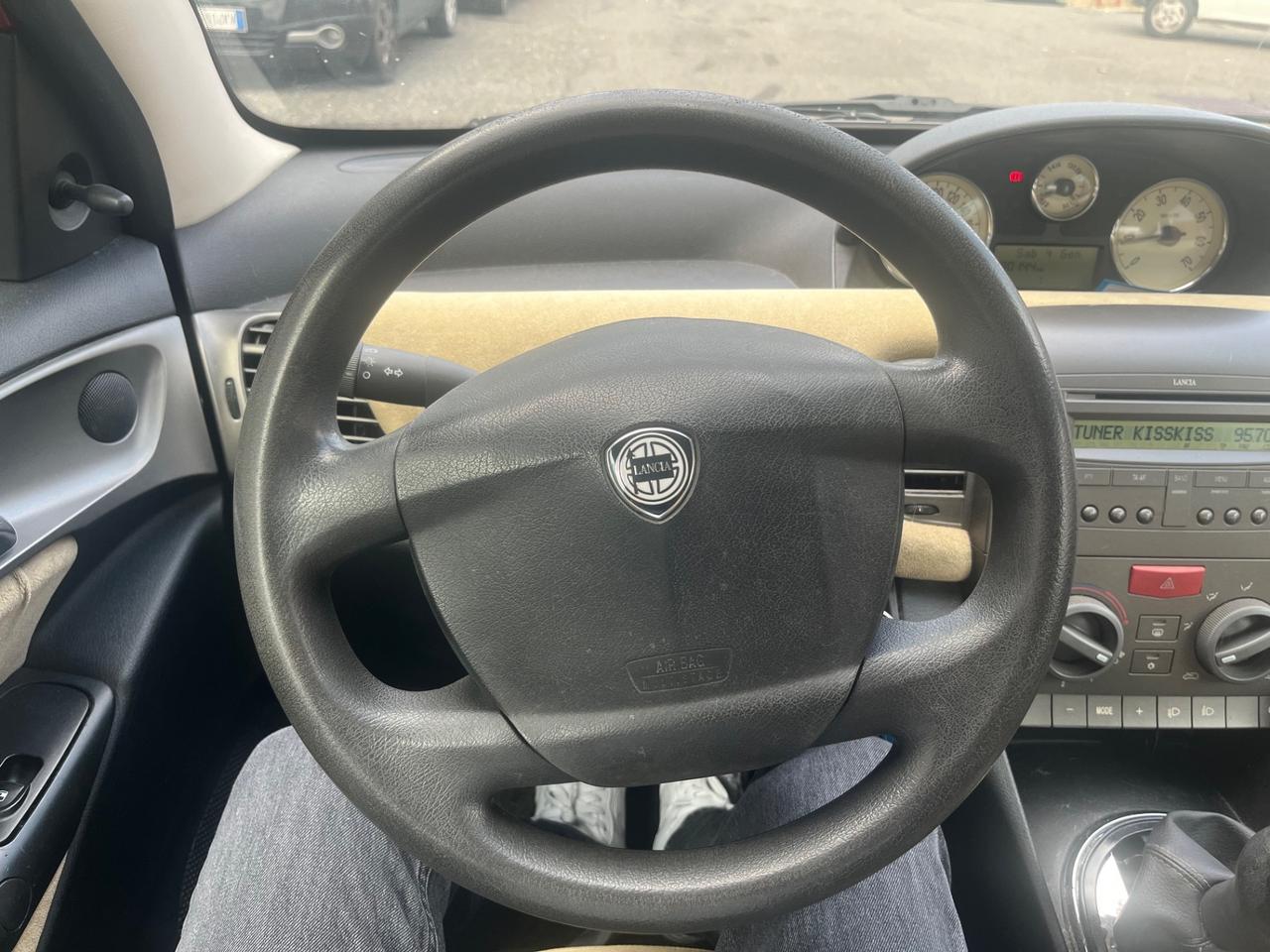 Lancia Ypsilon 1.3 Multijet 16V Platino ok neopatentati